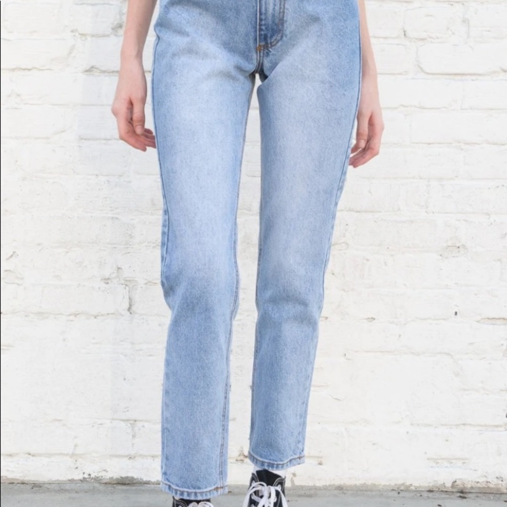 BRANDY MELVILLE JANE JEANS BRAND NEW NEVER WORN